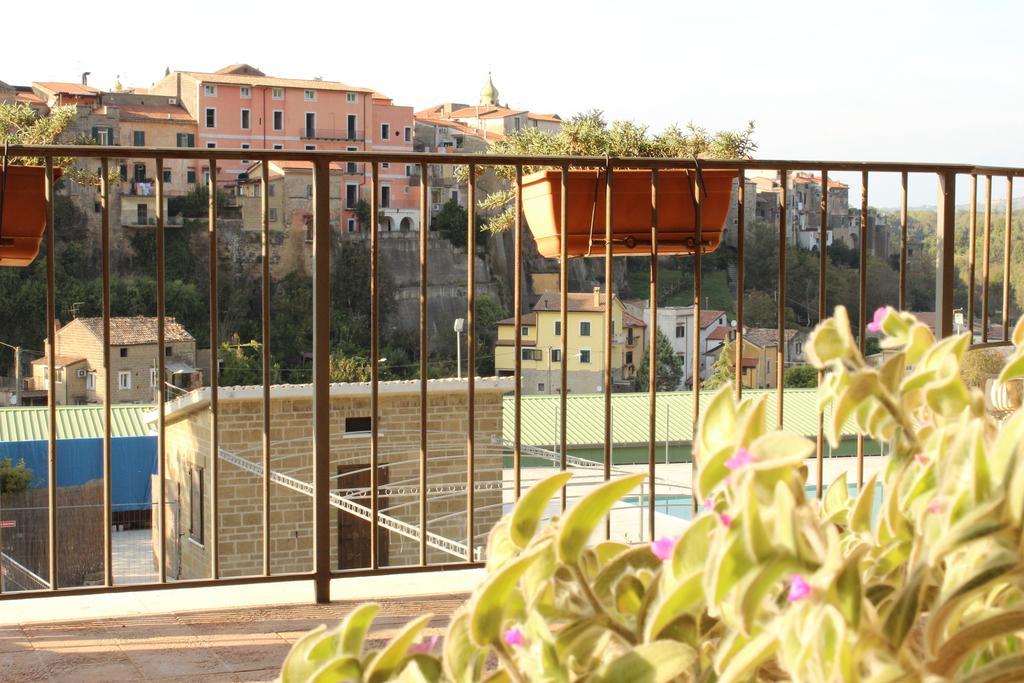 Le Rocce Bed & Breakfast Sant'Agata de' Goti Luaran gambar